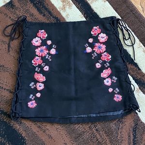 H&M Dividend Mini Skirt Size 6 Women’s